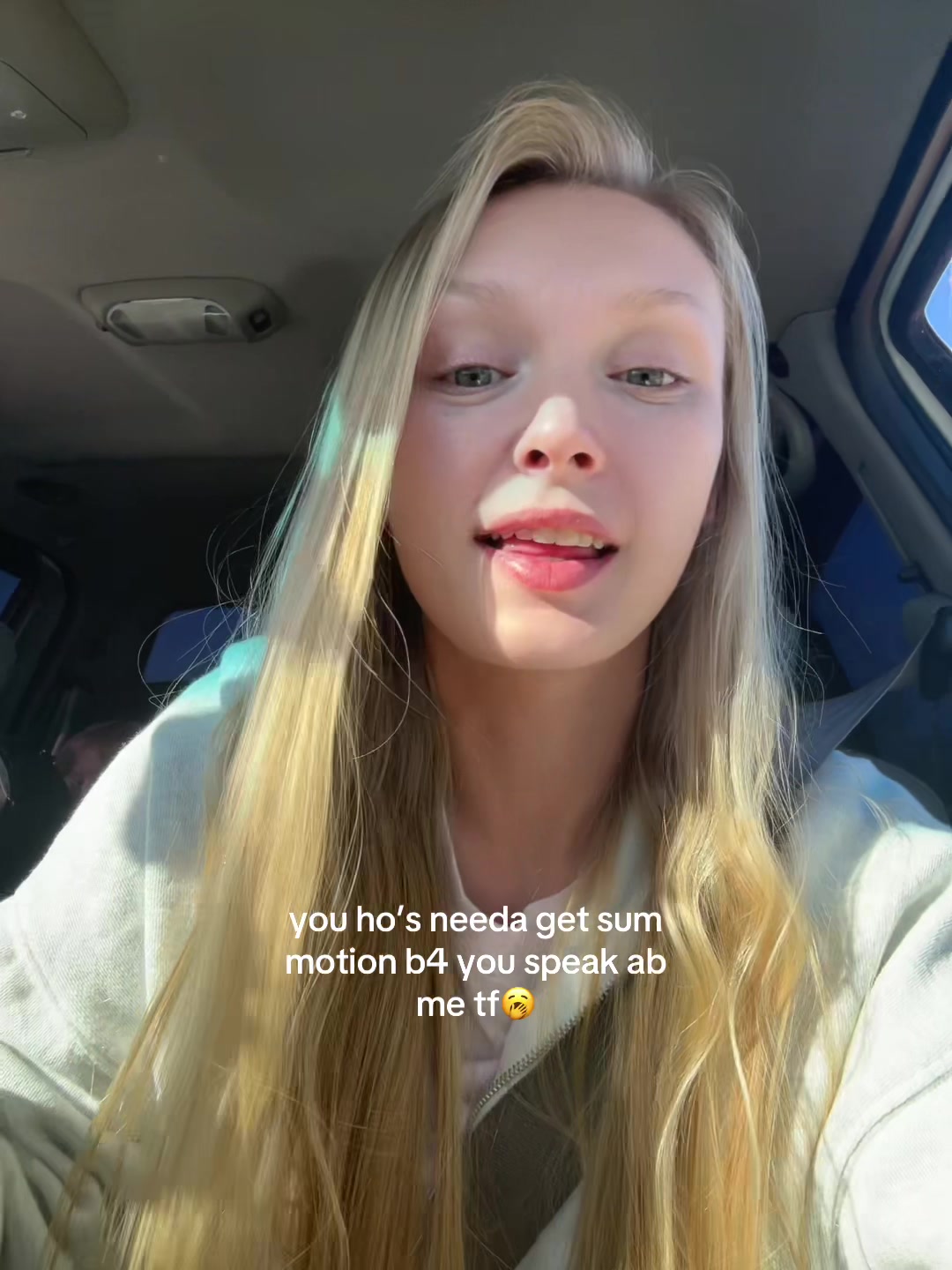 @shainakay🦋