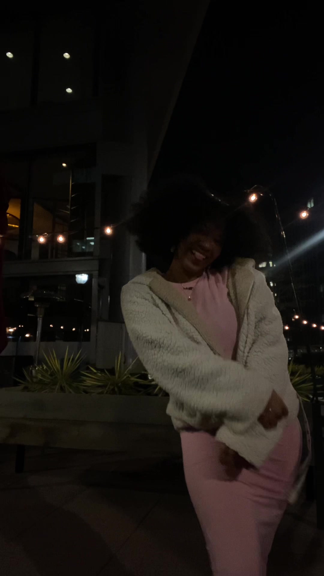 @_chloethecurator_