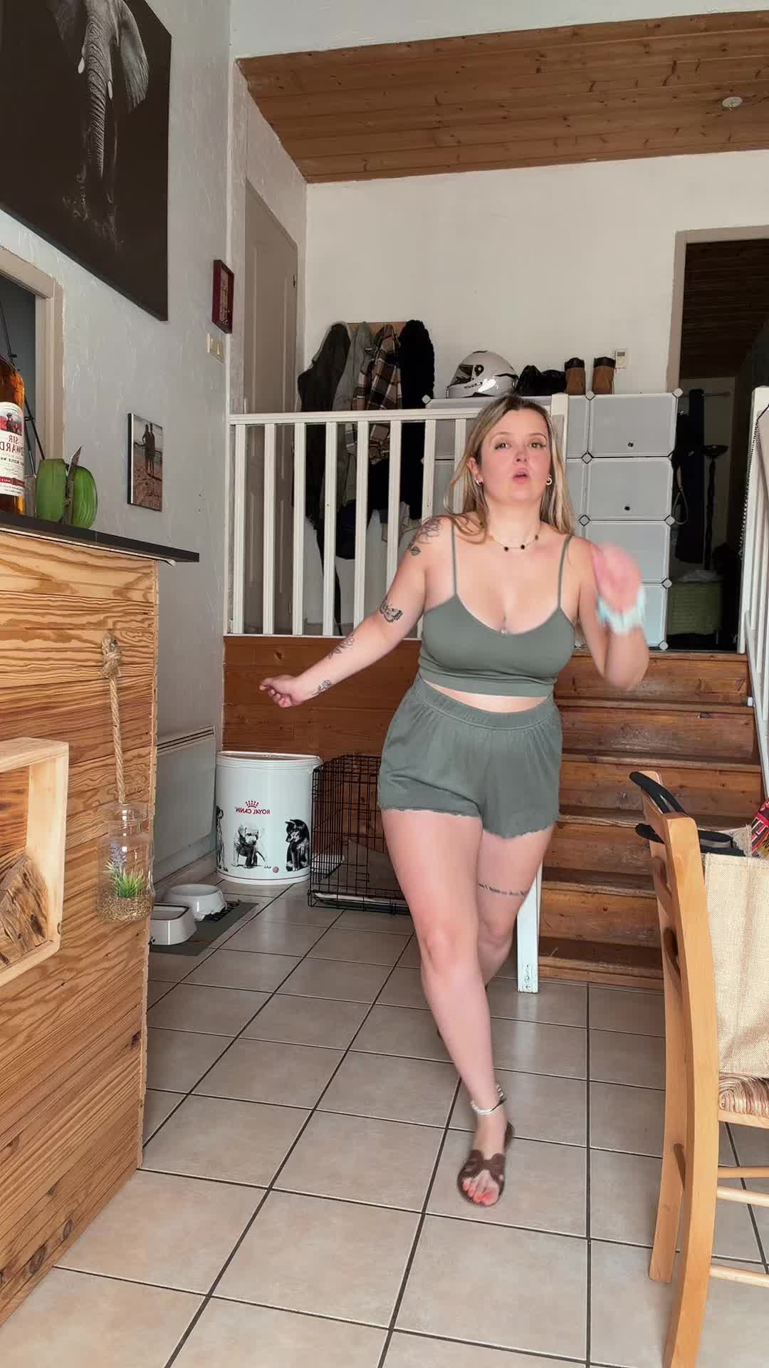 @Juju l’unique 🤷🏼♀️