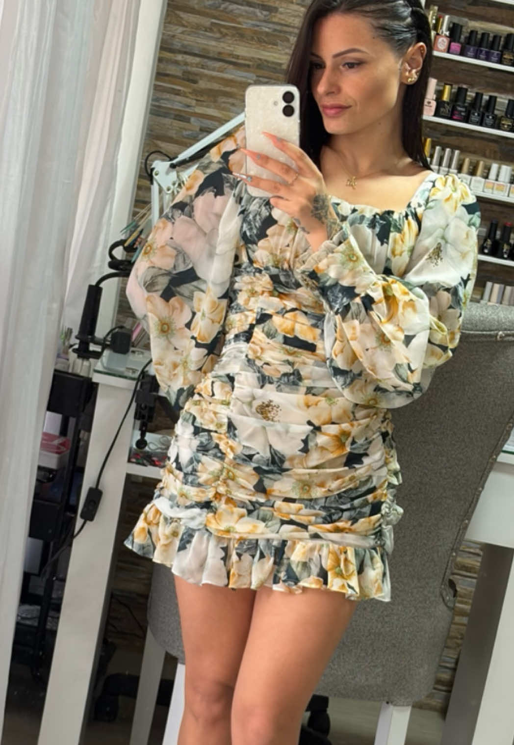 @M&oacute;nica
