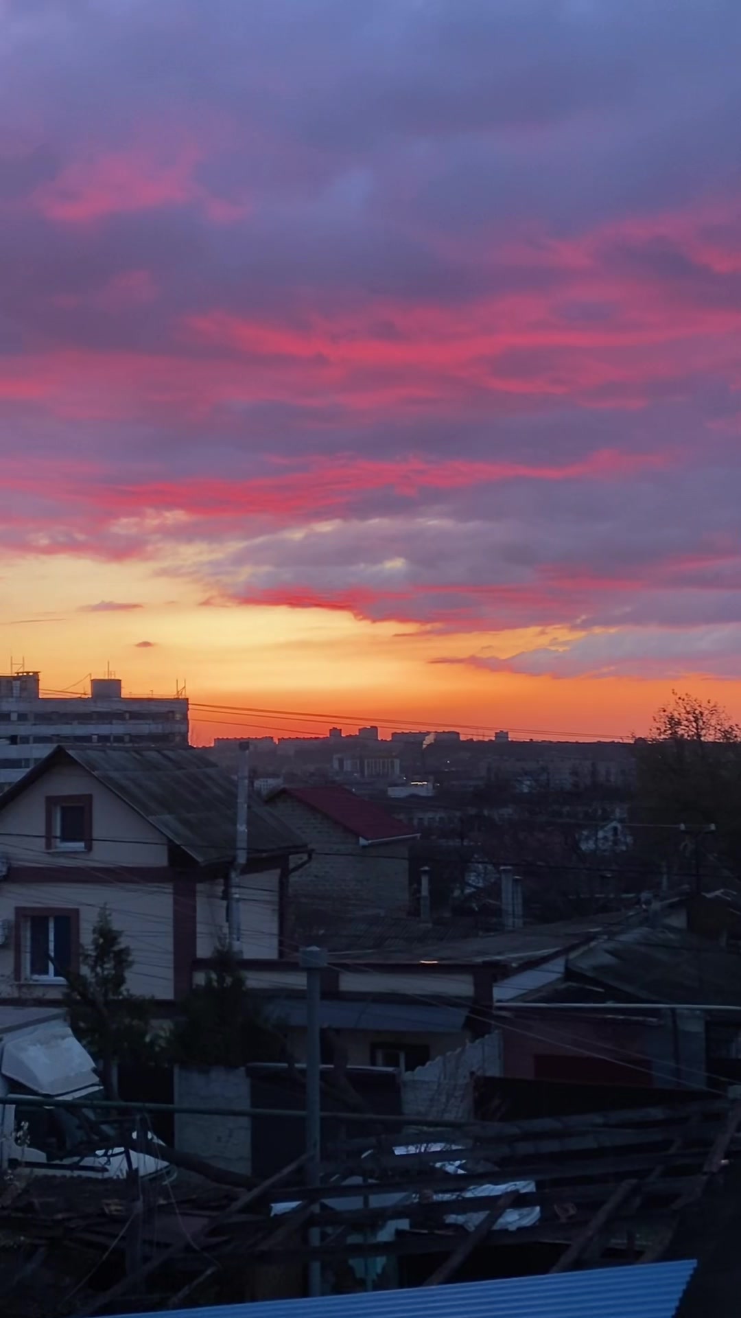@пупс<𝟑