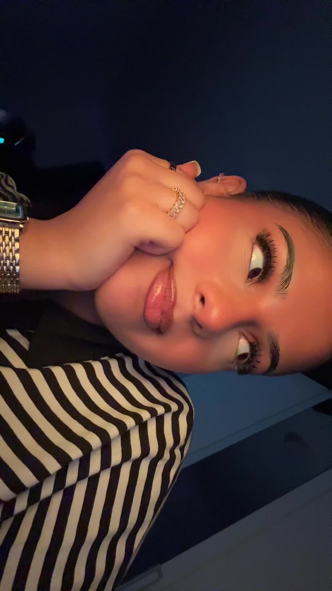 @𝐒
