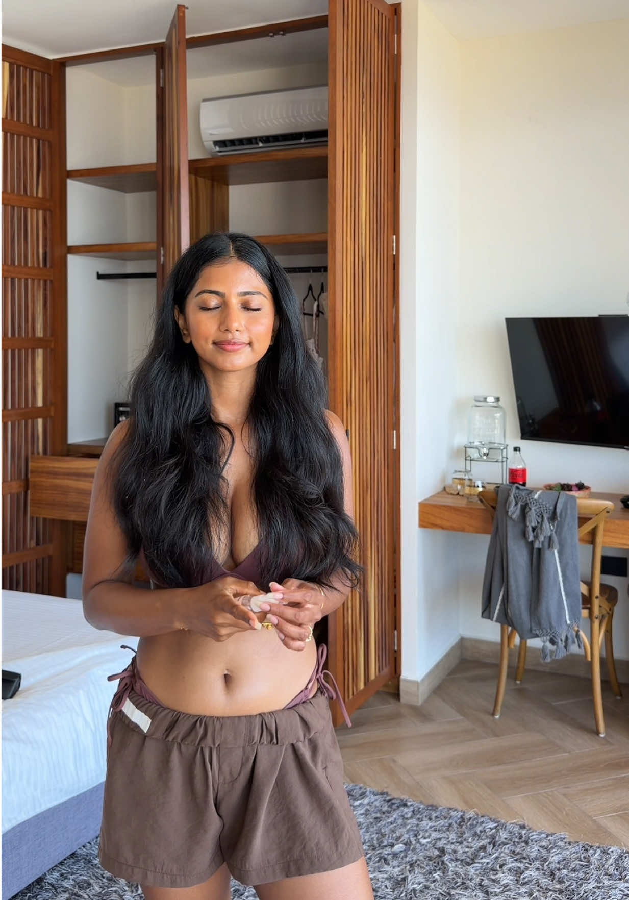 @Deyakannesha