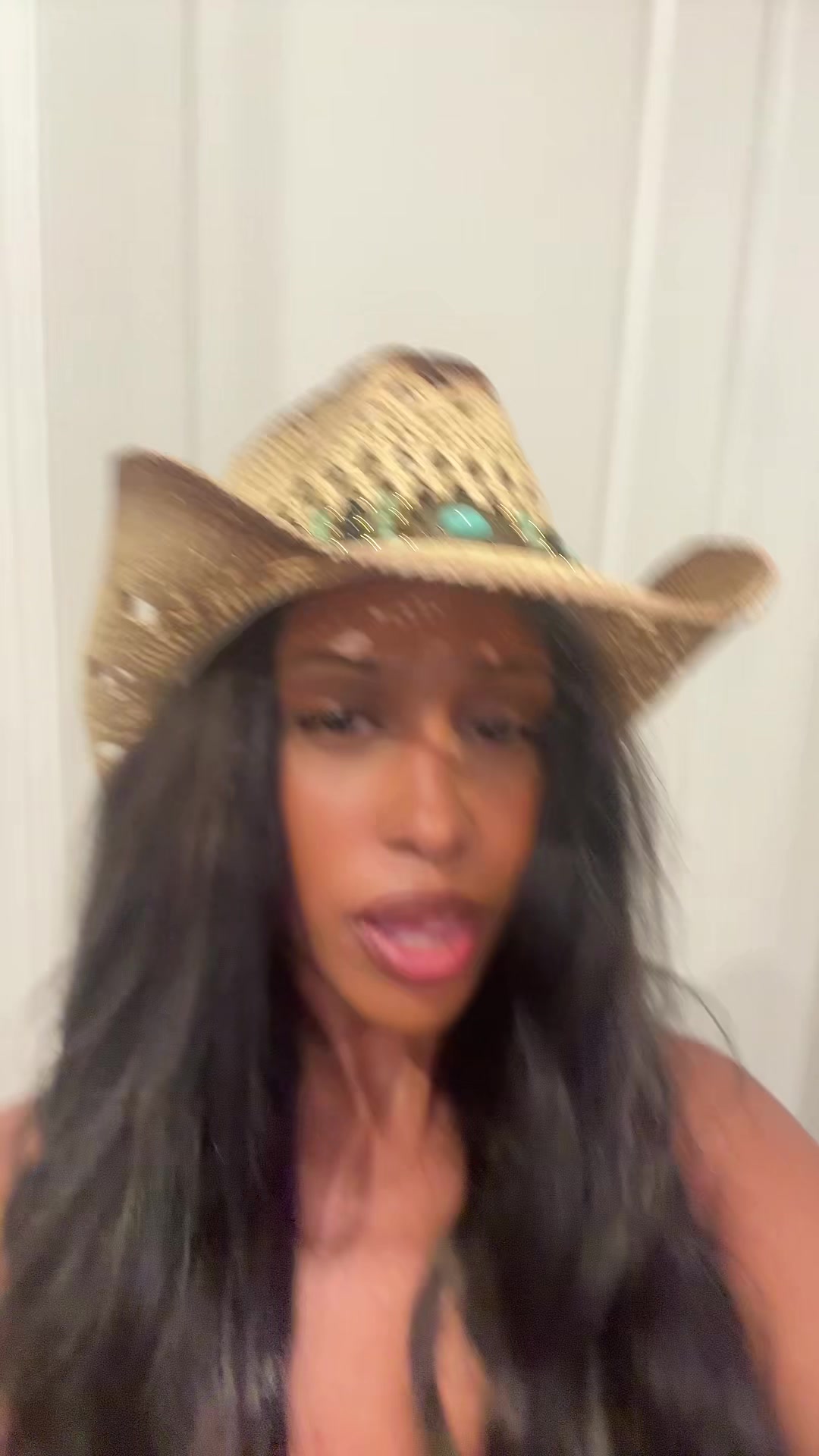 @brisalae_xo