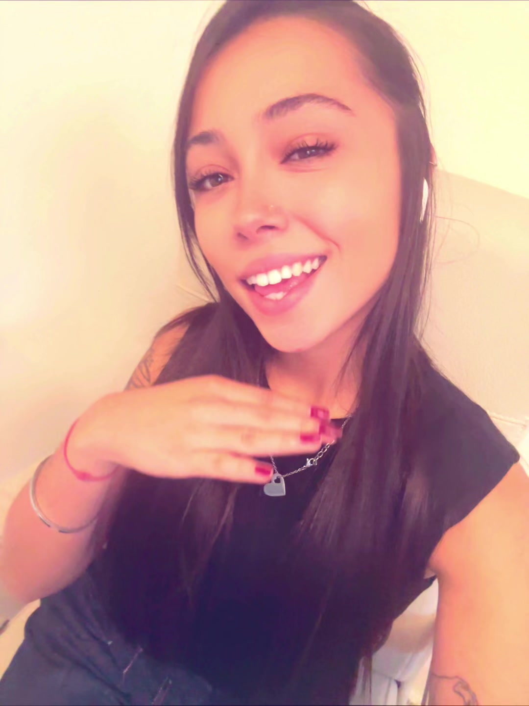 @isabelita