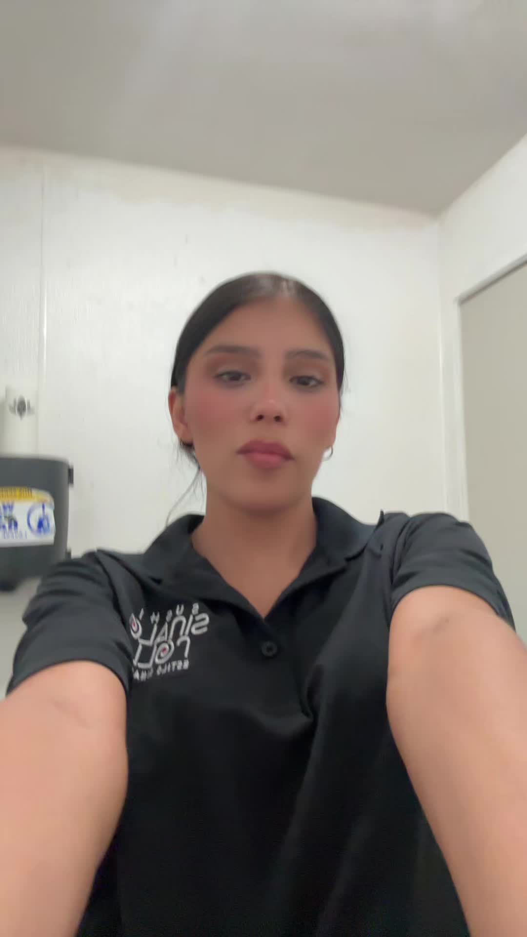@Adriana💋