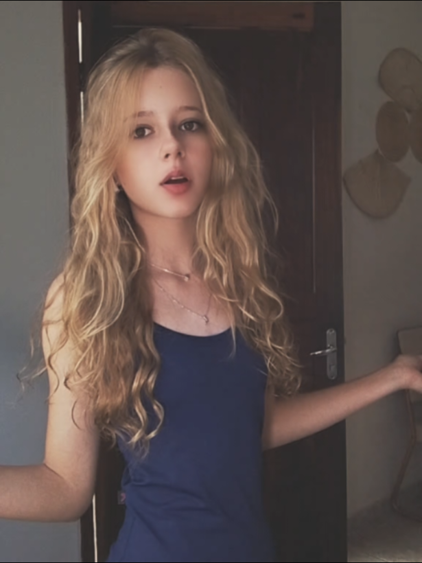 @Lavínia Neres