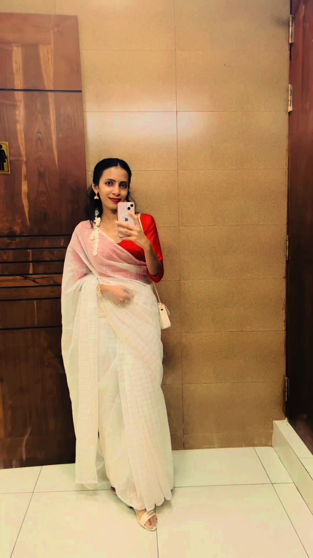 @🖤🤍 කළණි වීරරත්න 👩🏻&zwj;🎓&hearts;️