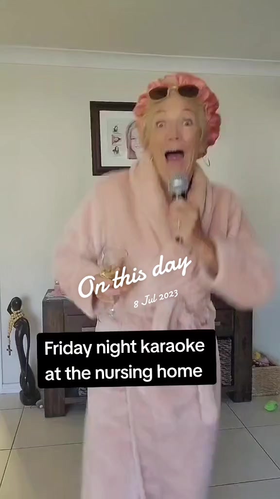 @grooveynannygranny