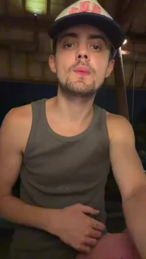 @🐒