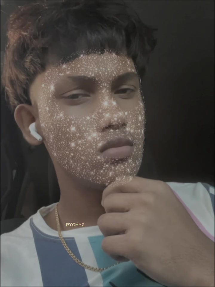 @Ajay🐊💤