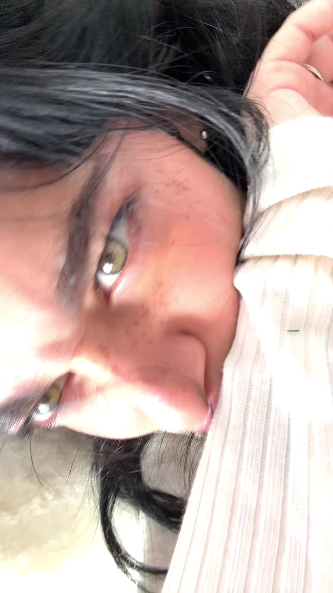 @Azura