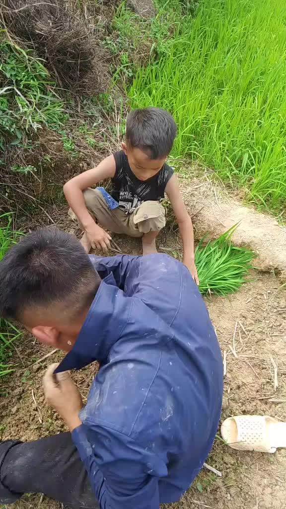 @sáng