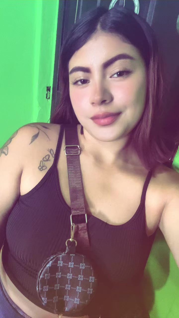 @ADRIANA🤍🦋