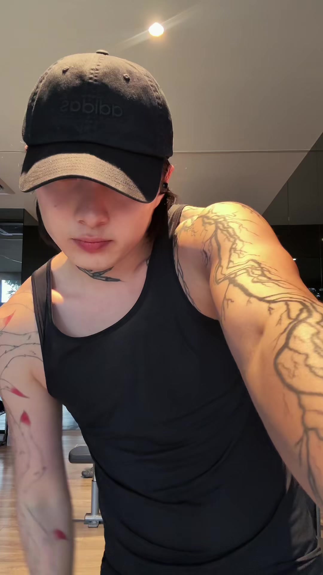 @TEN YUJIN