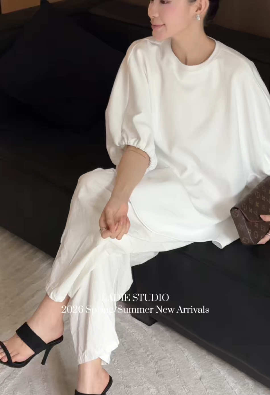 @Vẫn l&agrave; bạn nhưng sang hơn