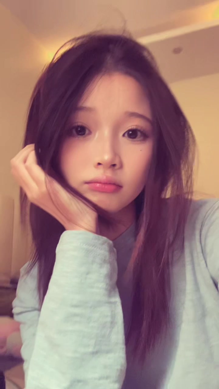 @Long Lanh Óng Ánh🦦