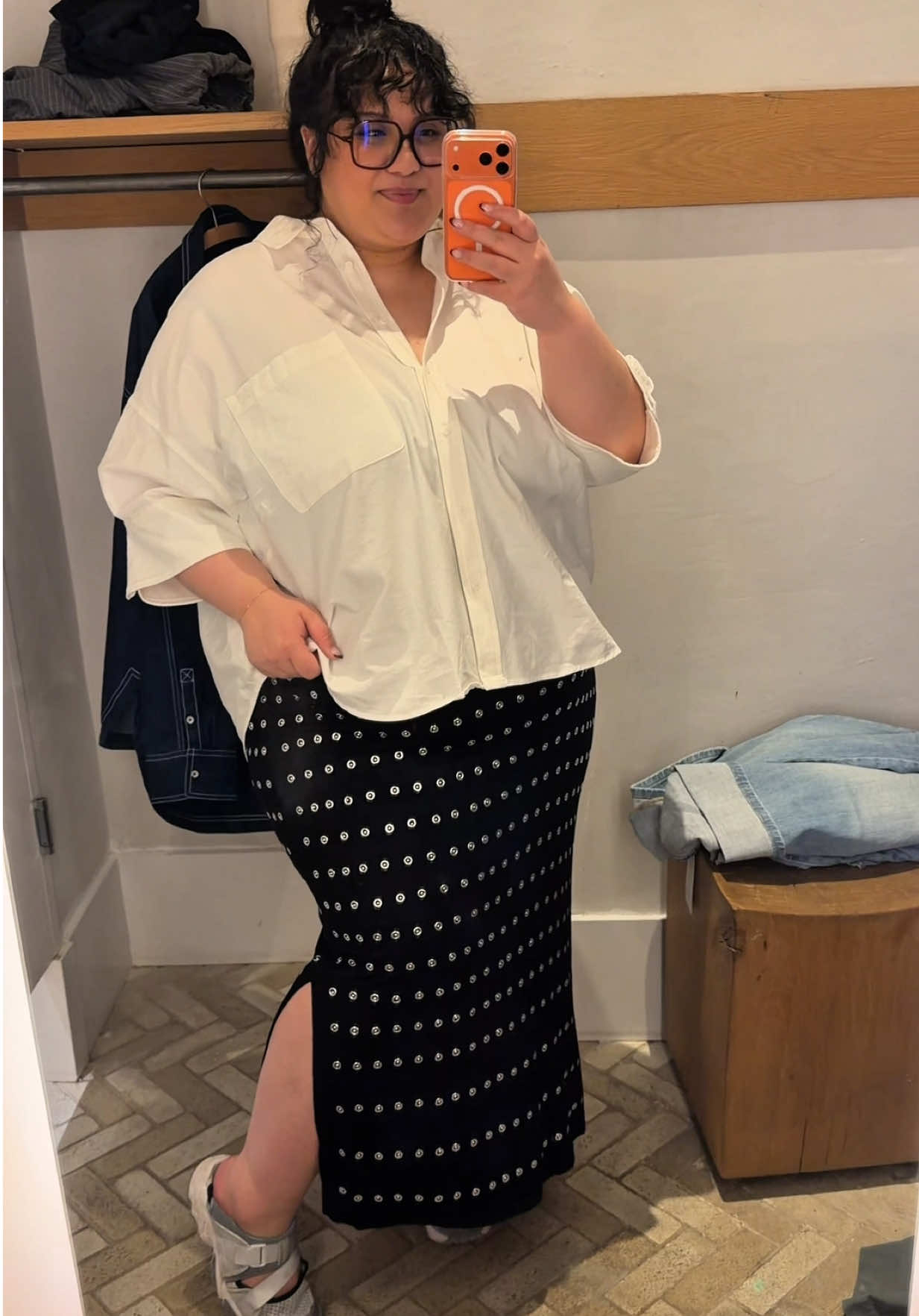 @Hina Low | Inclusive Stylist