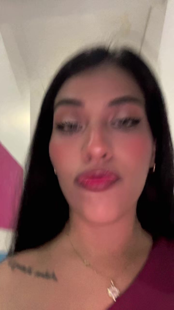 @𝐃𝐚𝐡𝐢𝐚𝐧𝐚 𝐂🌻