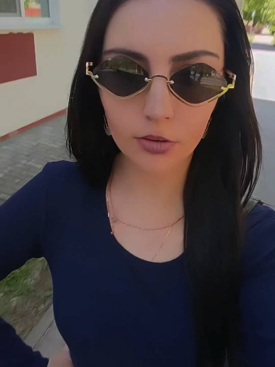 @Дарья