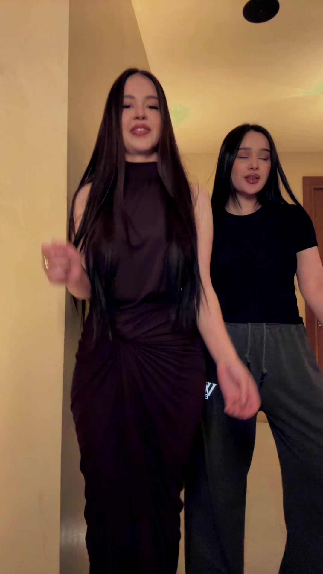 @cherrryw__