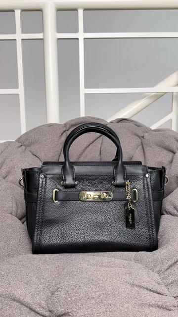 @velloraluxecollection