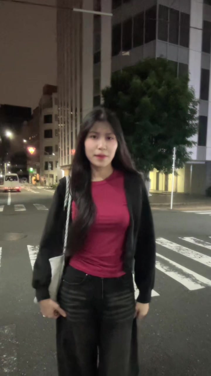 @đşđđđ đđđ đ¨đđ đŠâĄđŞ