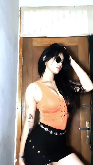 @cristaneevelin_