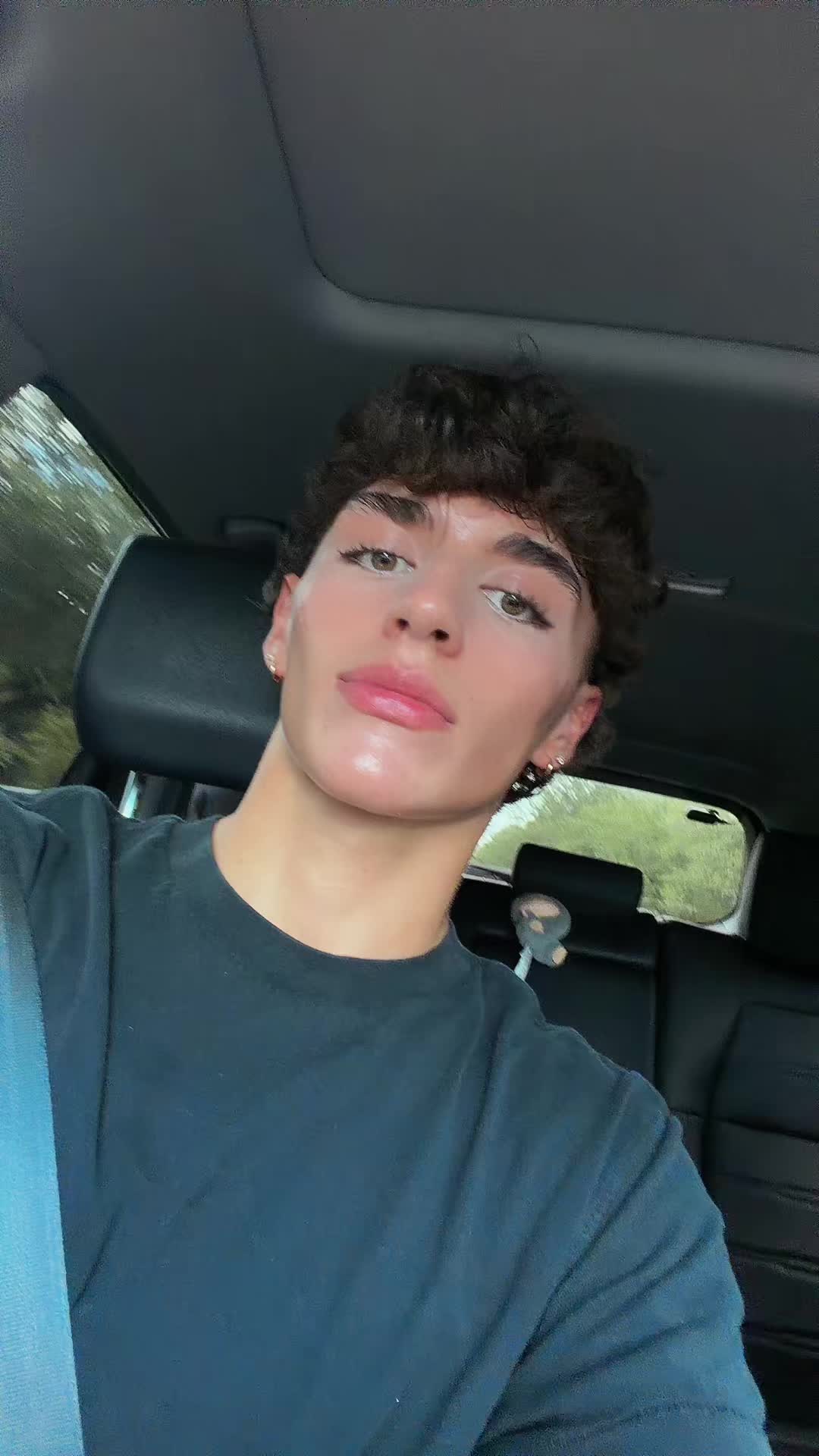 @xavierw_hall