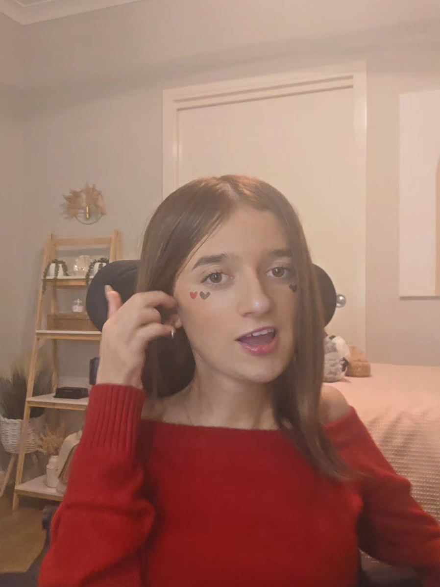 @Chloe