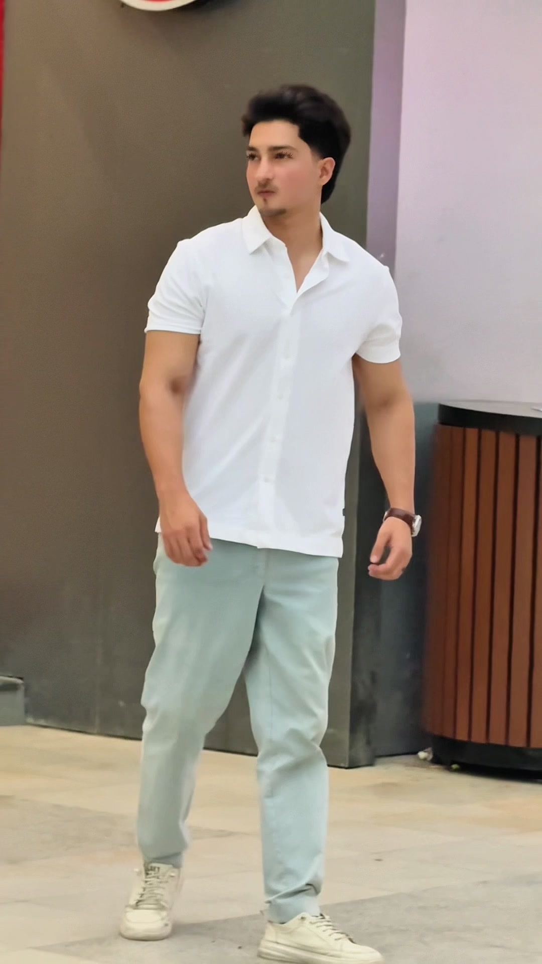 @𝐢𝐡𝐭𝐢𝐬𝐡𝐚𝐦&ensp;𝐲𝐨𝐮𝐧𝐚𝐬