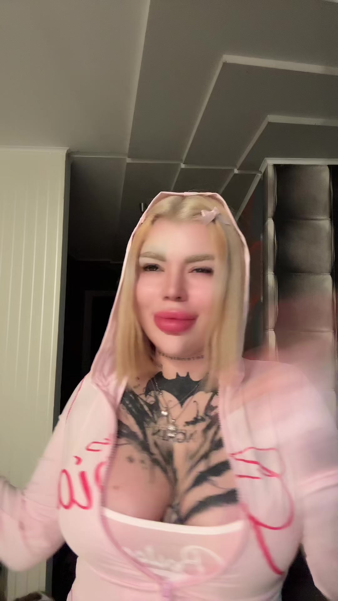 @SofiaLoran