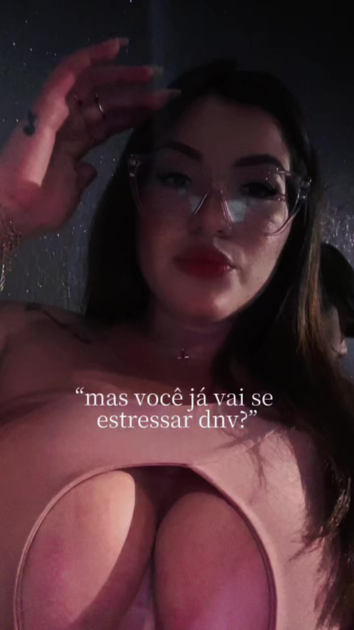 @Tayna Brazutto