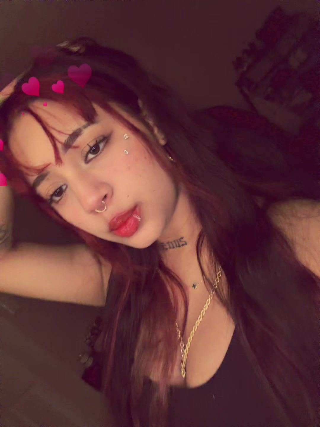 @Lari🌈