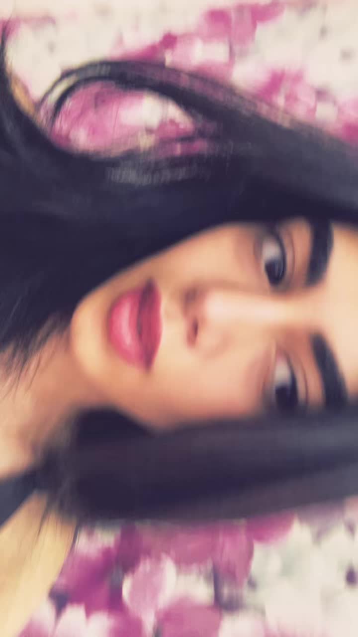 @Elena