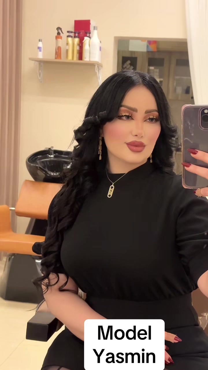 @Model yasmin ๐