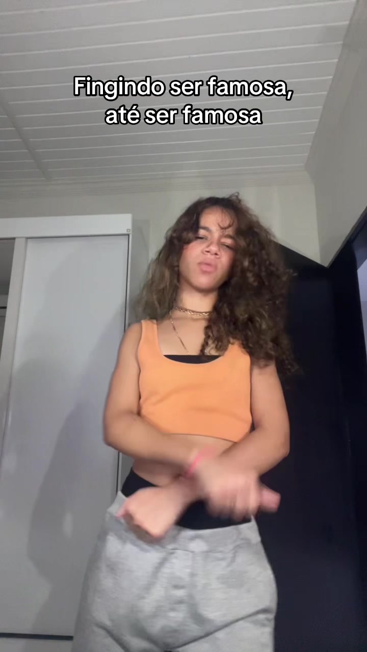 @llulluferrazs2