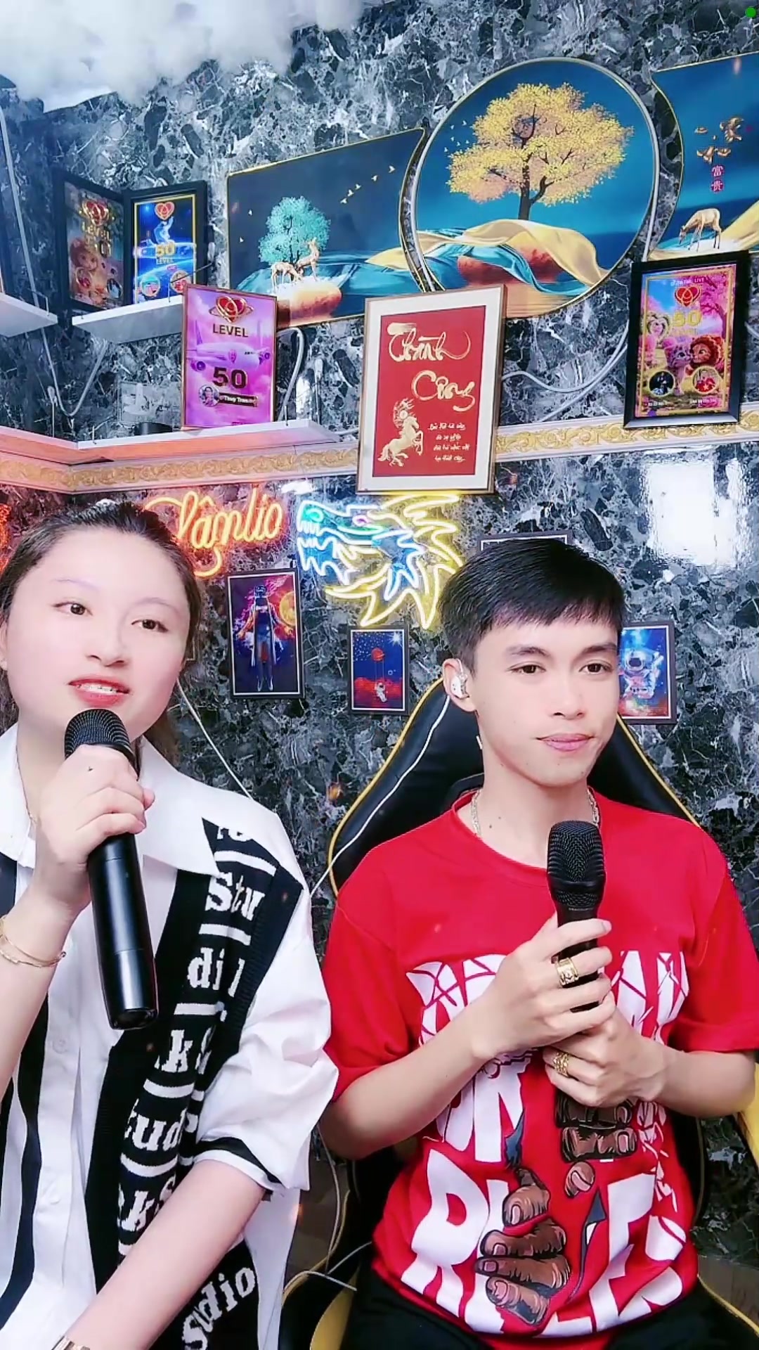 @Lâm li o Tẽn Tẽn