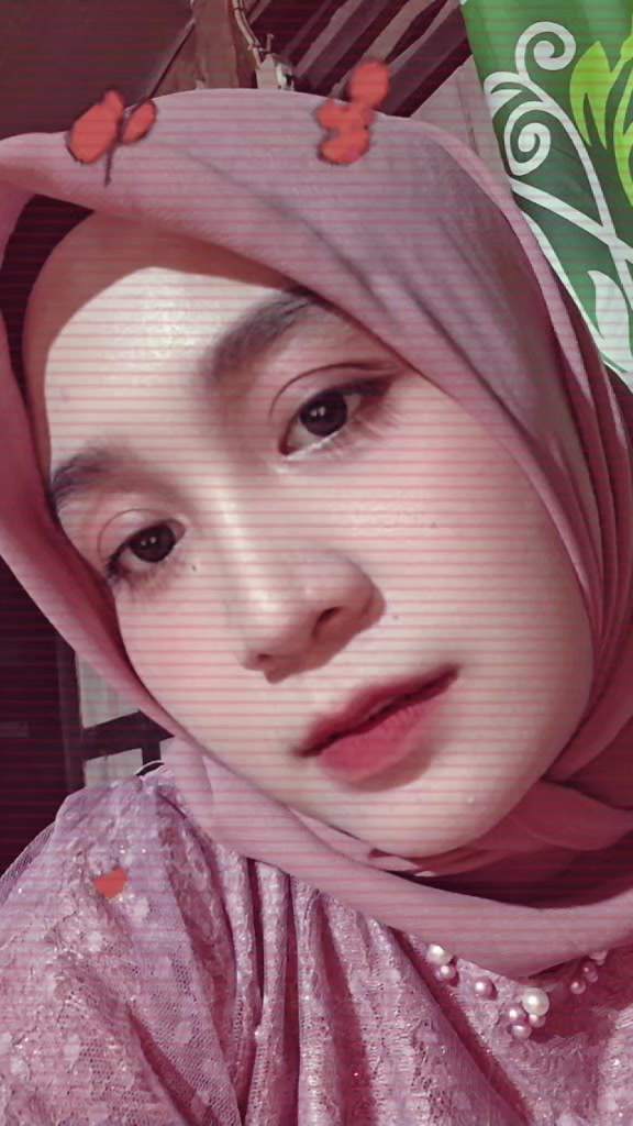 @lhyna