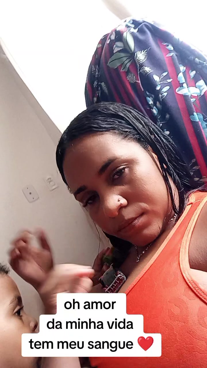 @MamãeTatiiPinheiroOfc