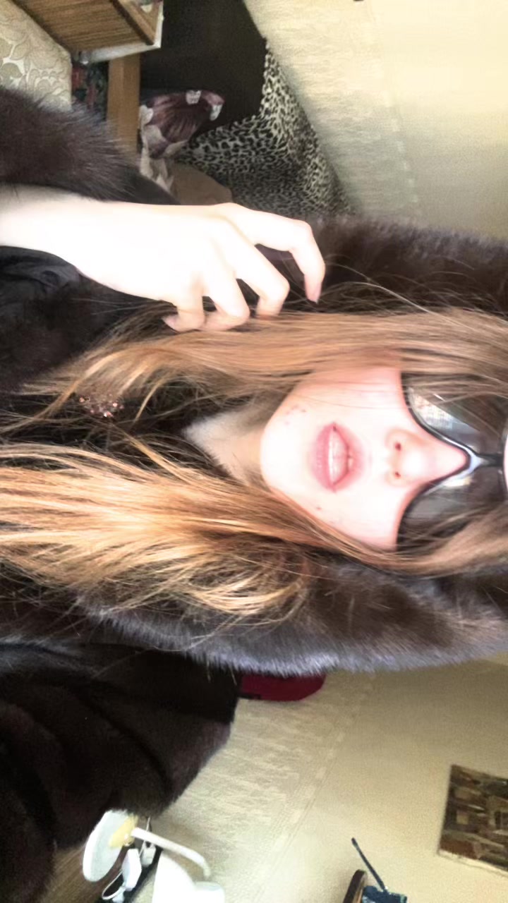 @7\