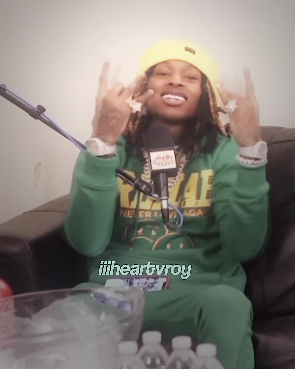 @VON🖤