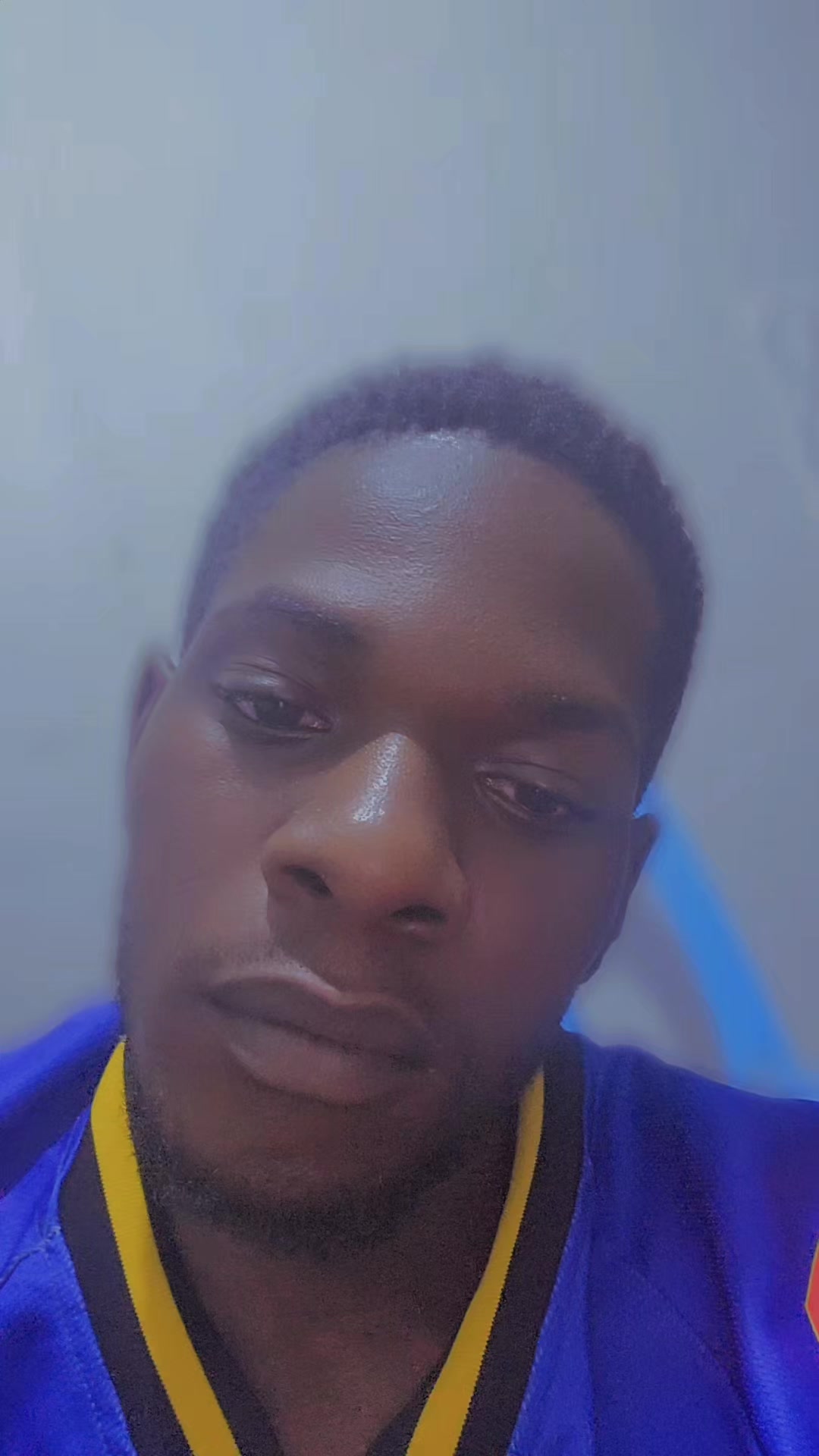 @Ÿè☆Şșëmẅãñgʻą 💨✨️💿