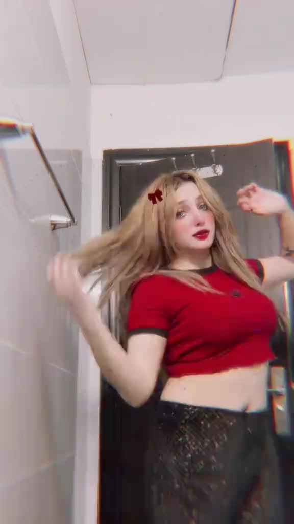 @𝐌𝐞𝐡𝐫𝐨 𝐅𝐚𝐭𝐢