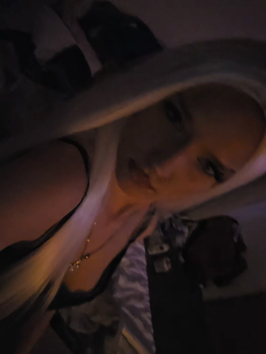 @feli𖣂🐣