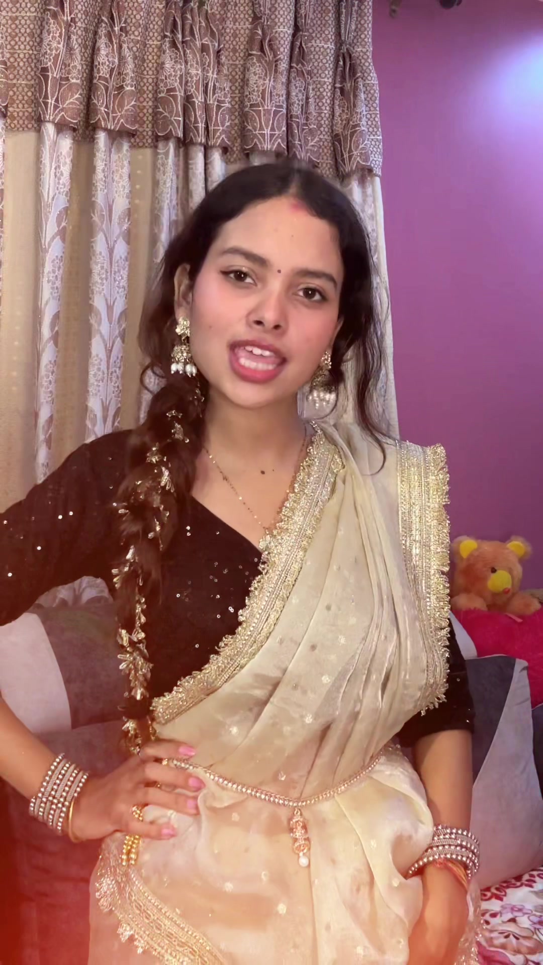@Prashamsa ydv🧿💜