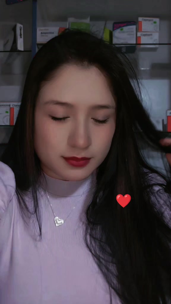 @Diana ๐ค๐