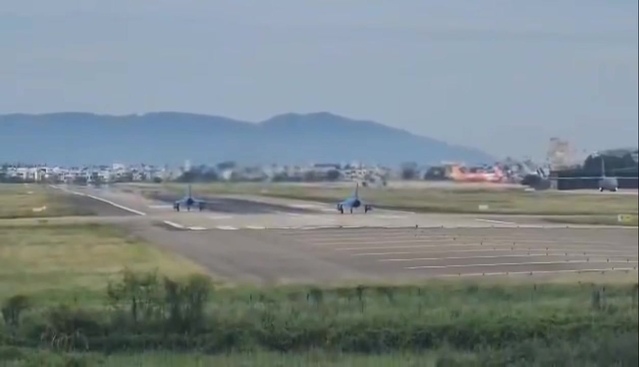 @Hoàng Hưng ✈️