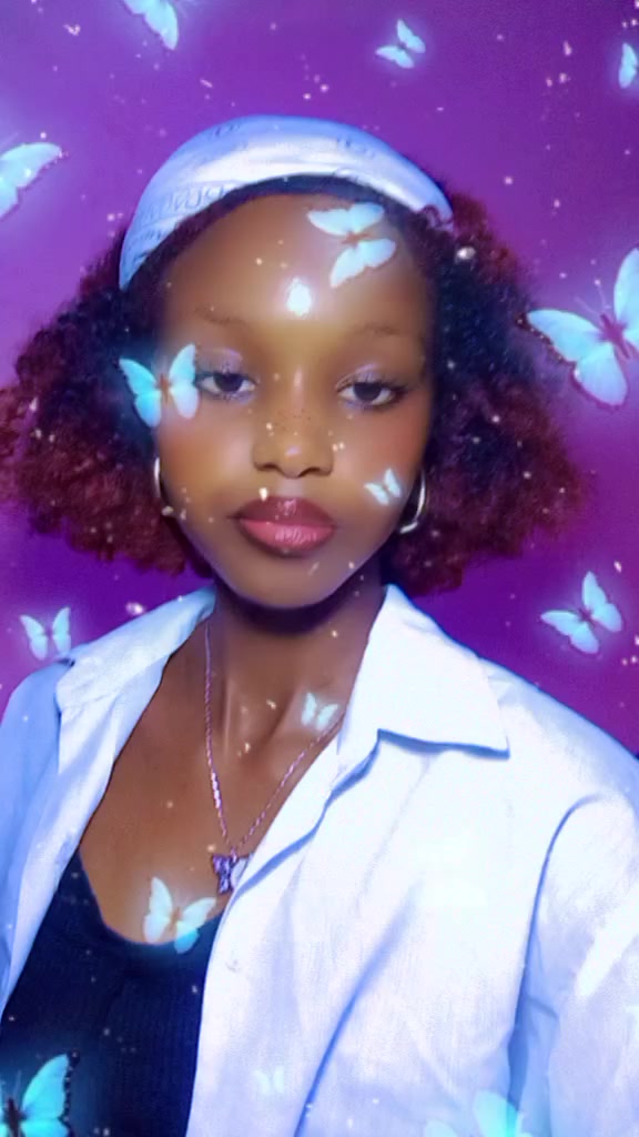 @Lydia ❤️🦋👑