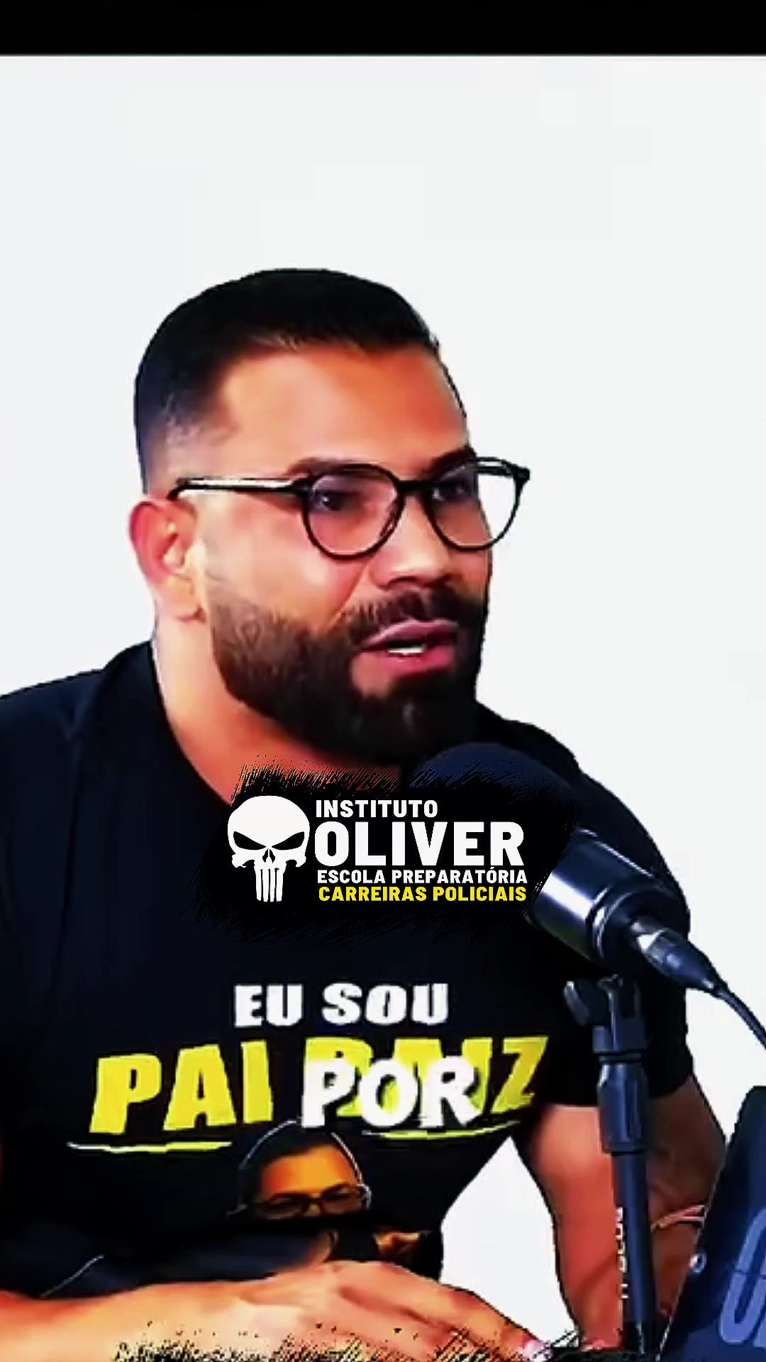 @De Pol&iacute;cia 2